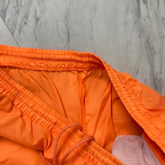 Vintage Reebok Shorts - Picture 4 of 5